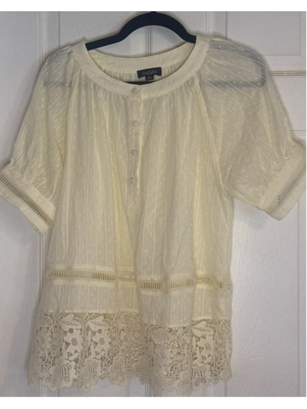GiGiO Cream Lace Trim Blouse Size L - Picture 2 of 4